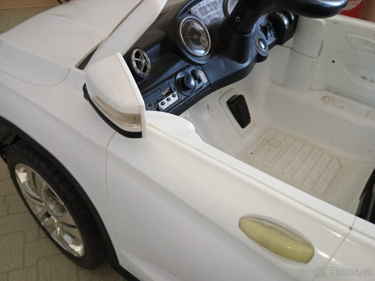 Dětské elektrické auto - 10