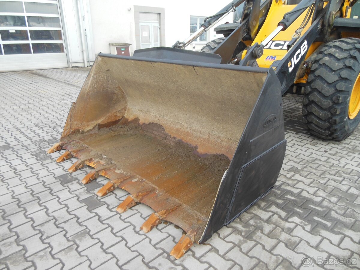JCB 427 AGT4F, nakladač kolový - 10