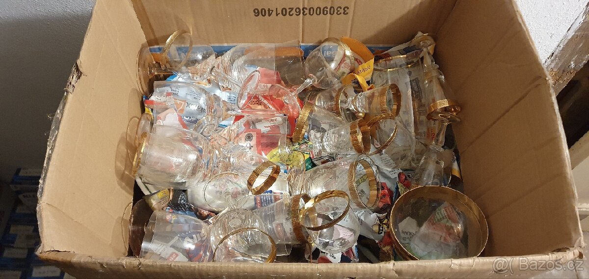 Sklo, porcelán...1 - 10