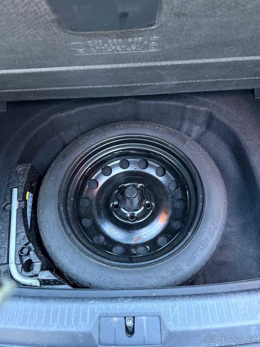 VW Golf 7 2.0 tdi 110kw manuál - 10