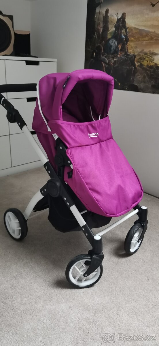 Kočárek pro panenky Britax - 10