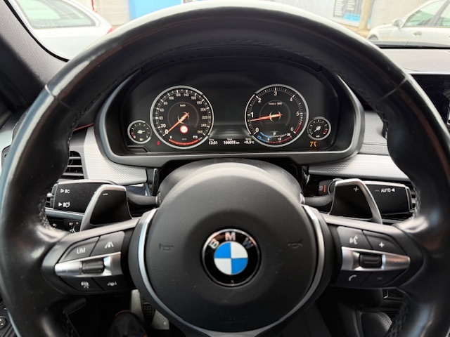 X6 xDrive30d F16, rok 2018 - 10