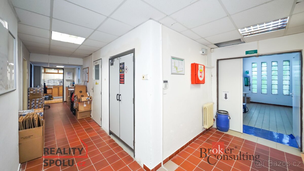 Prodej, komerční/obchodní prostory, 740 m2, V Ráji 906, Zele - 10