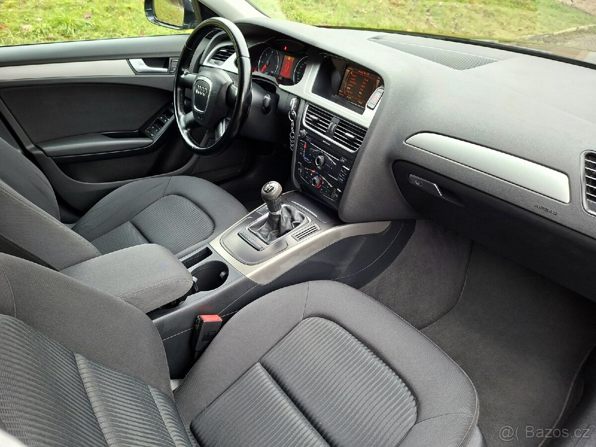 Audi A4 2.0tdi Avant,B8,AluR18,Digi.klima,Vyhřívaná sedadla - 10
