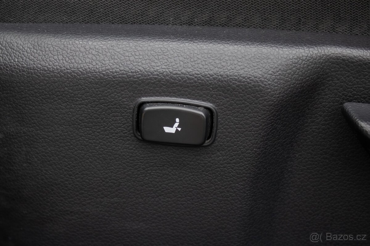 Kia Ceed SW 1.6 CRDi Gold 100kW, M6 07/2017 - 10