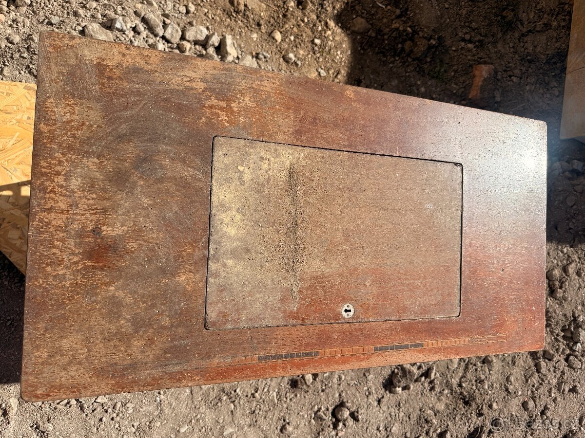 Šicí stroj Bobbin - 10