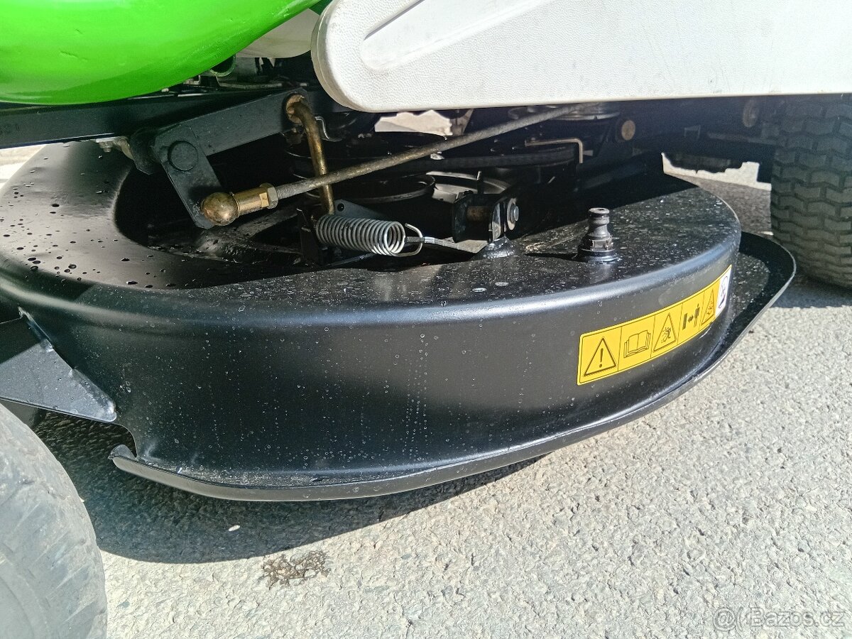 Prodám zahradní traktor Etesia Bahia MHHE Hydro - 10