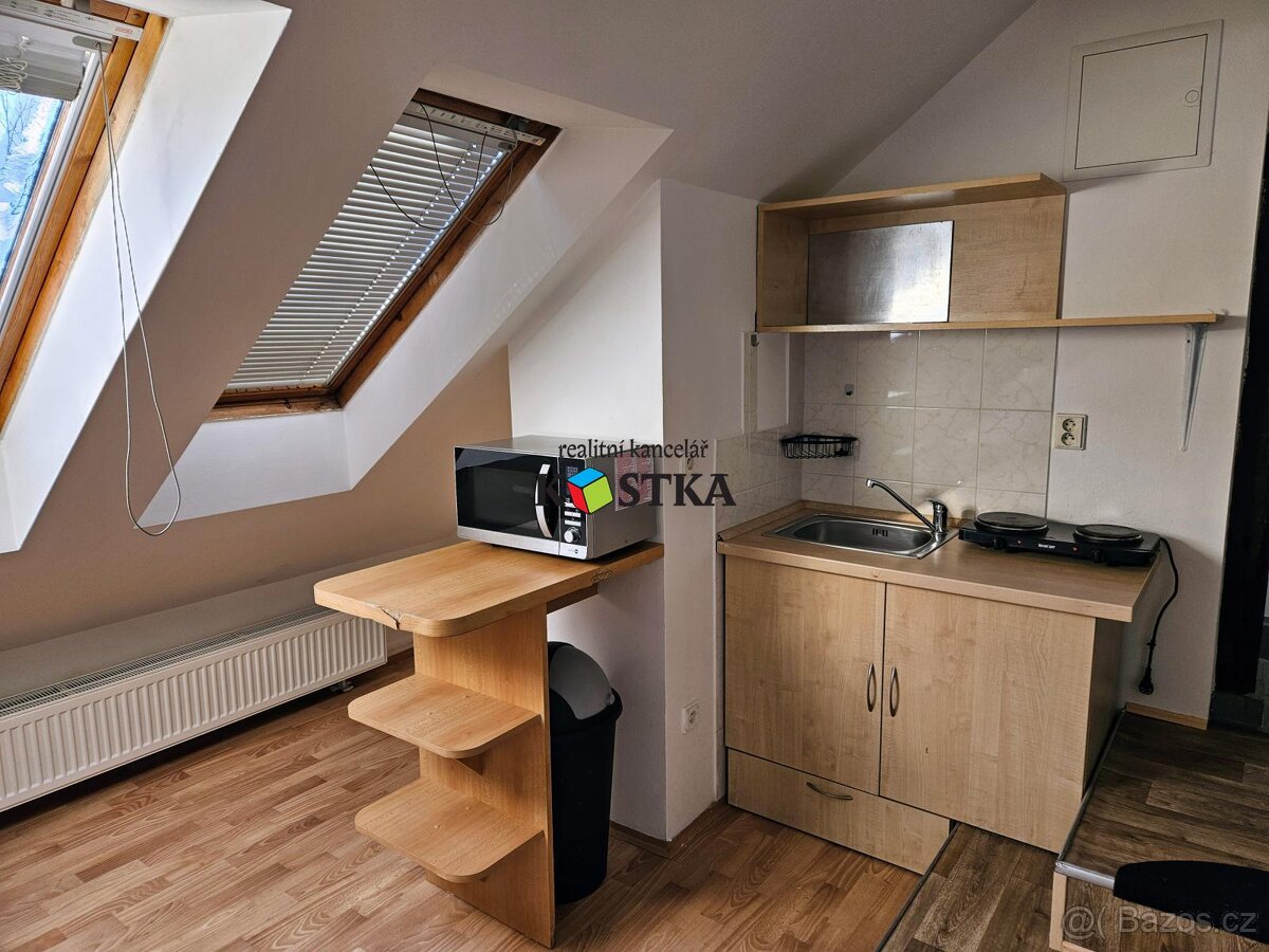 bytový dům a obchodní prostory Nový Jičín - 10