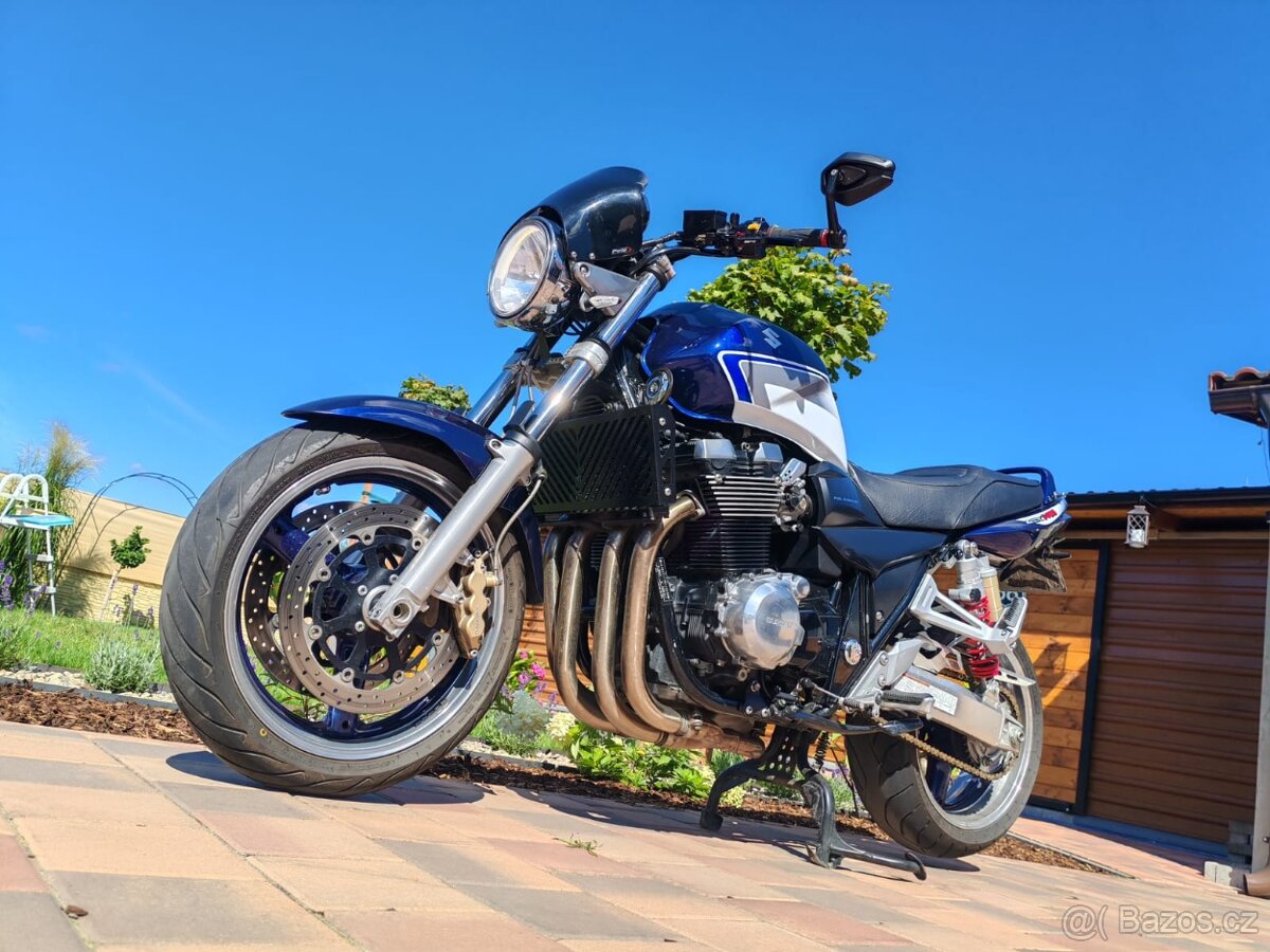 Suzuki GSX 1400 2007 - 10