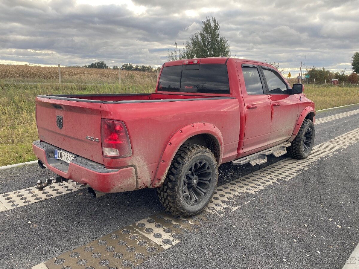 Dodge Ram 5.7 HEMI MOC HEZKY - 10