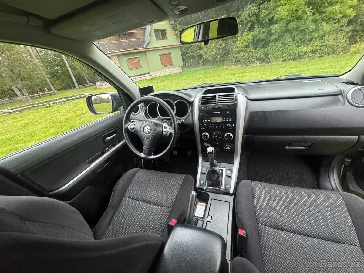 Suzuki Grand Vitara - 10