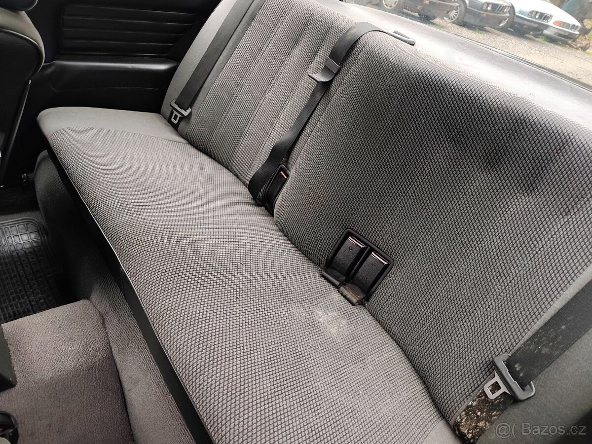 Bmw e30 316i coupe - 10