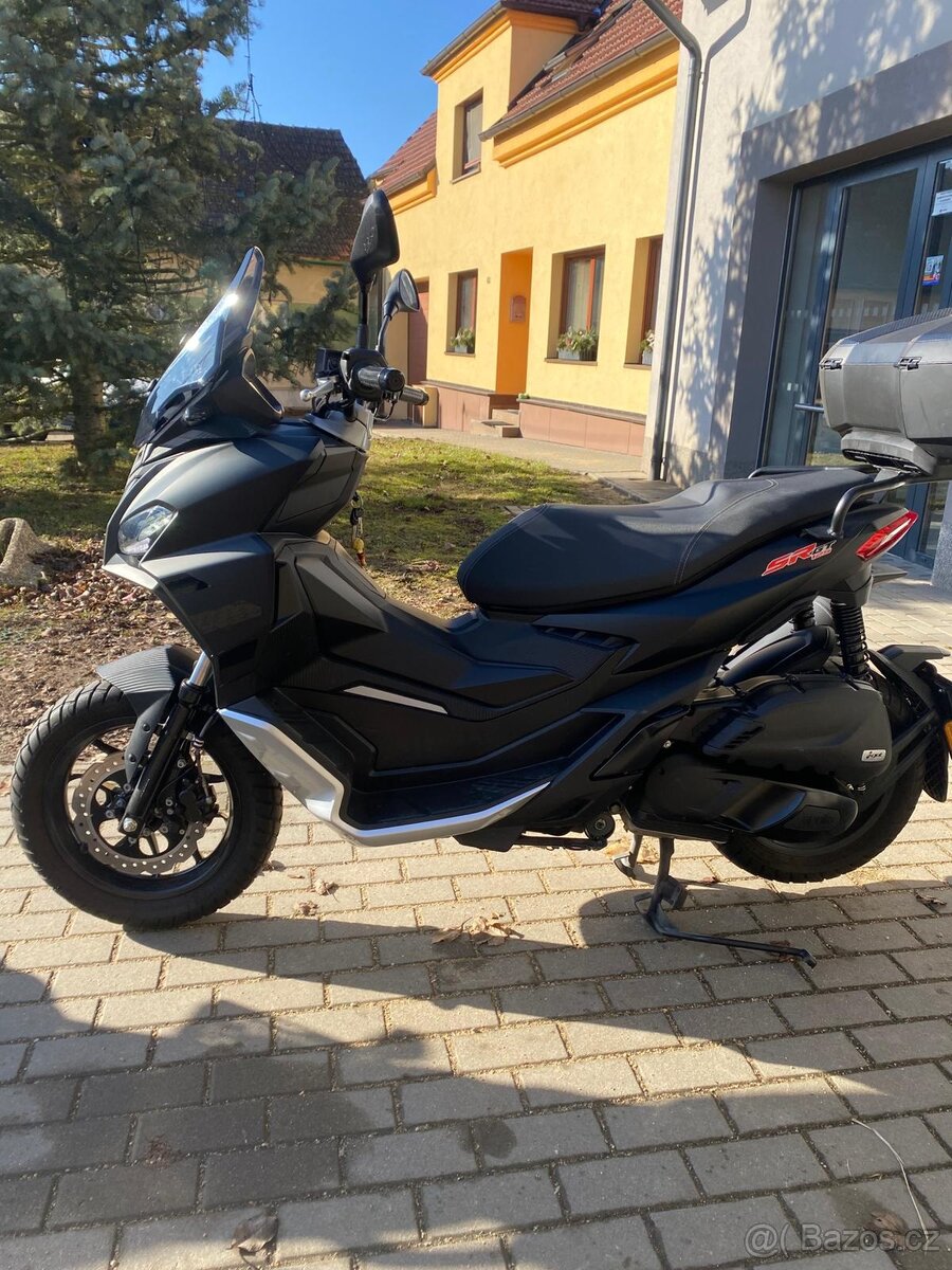 Aprilia SR GT 125 - 10