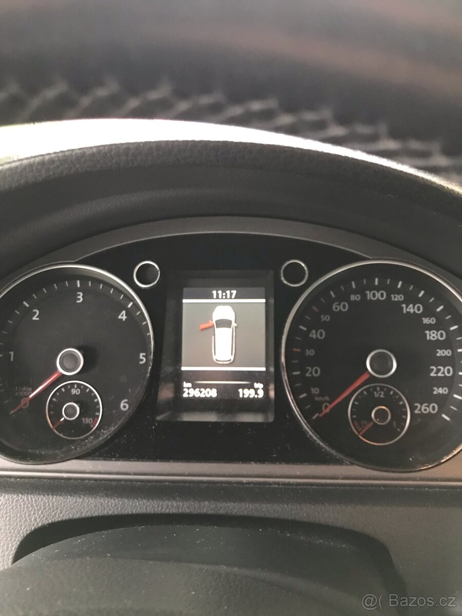 VW Passat B7 Variant 2.0tdi - 10