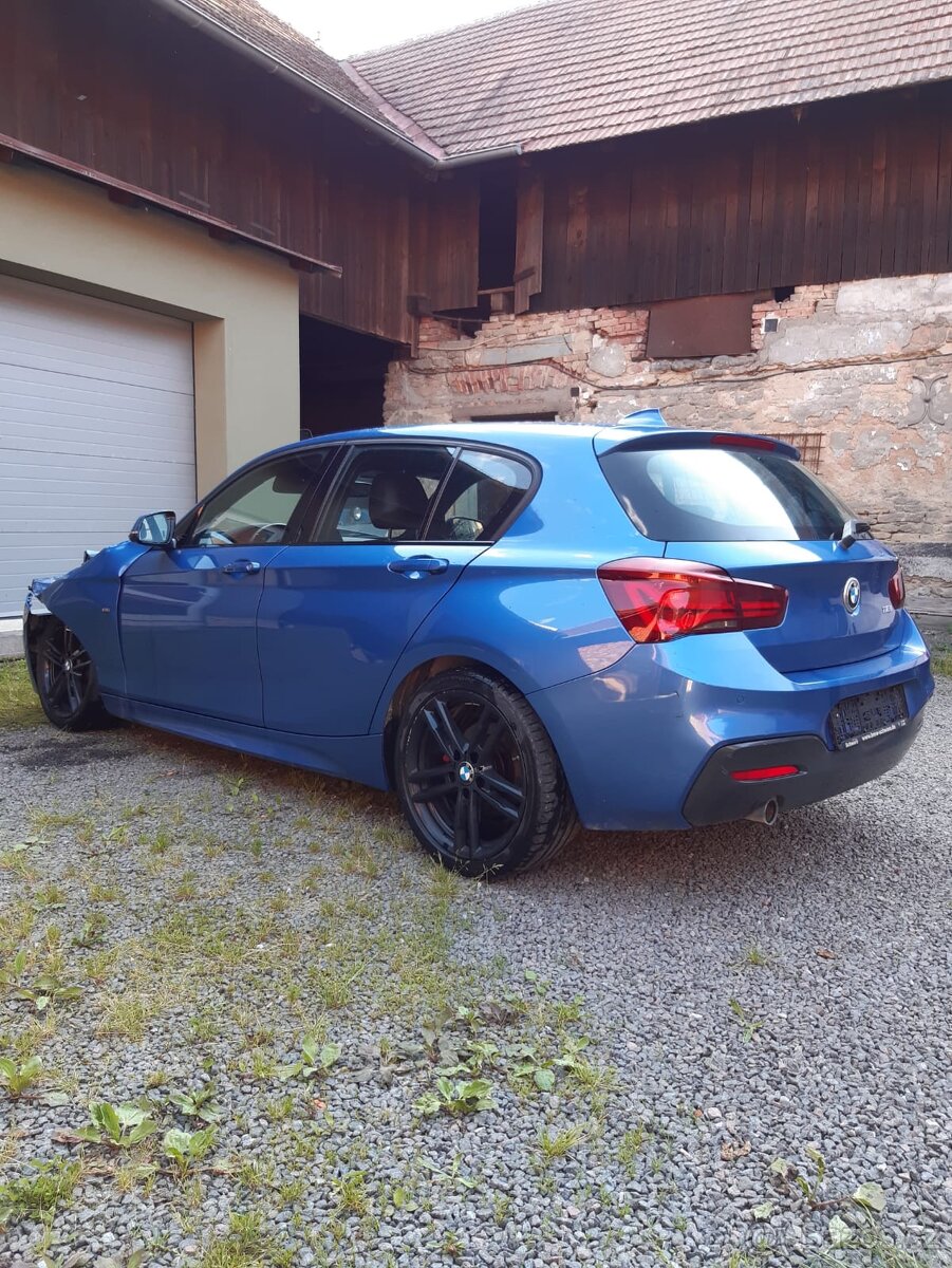 BMW Řada 1 118i - 10