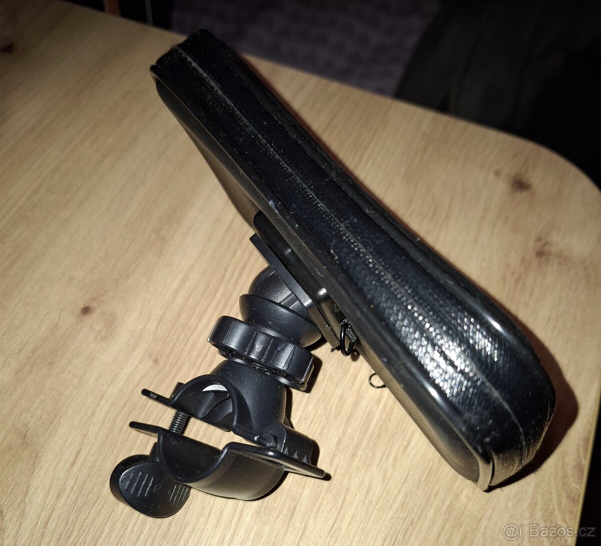 Různé kabely a jiné - 10