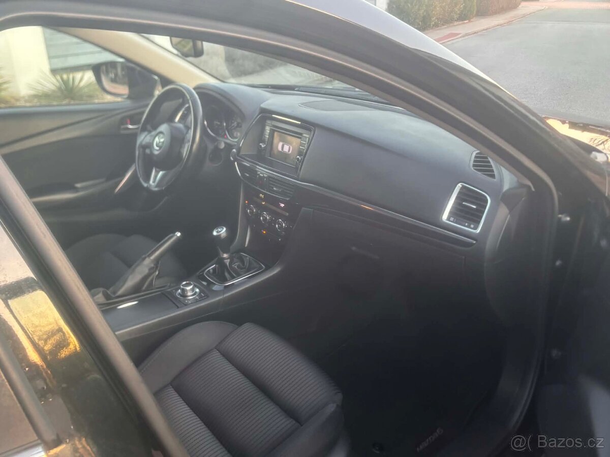 Mazda 6 rok 2014 - 10