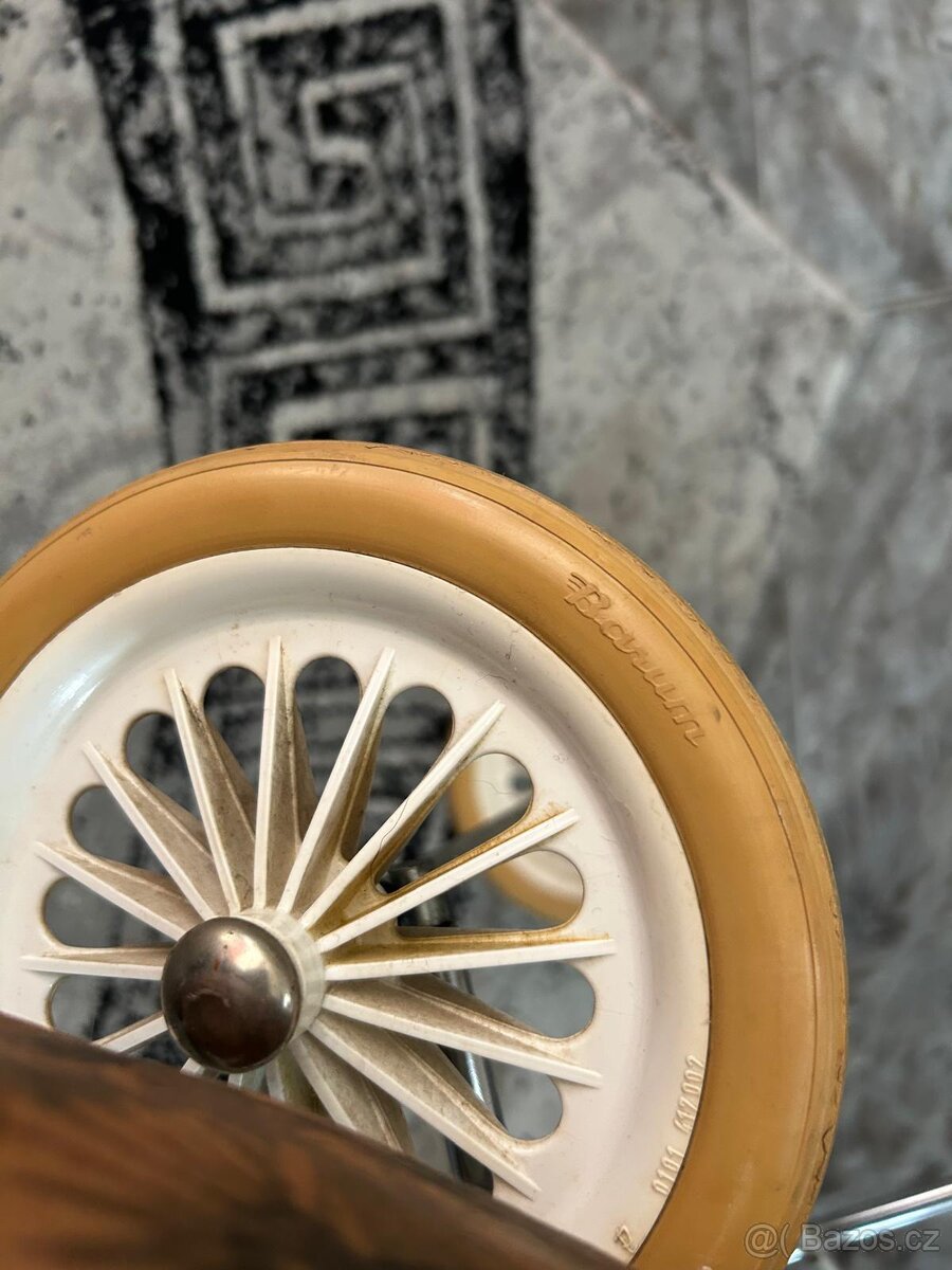 Kočárek pro panenky z roku 1983 (pro sběratele) - 10