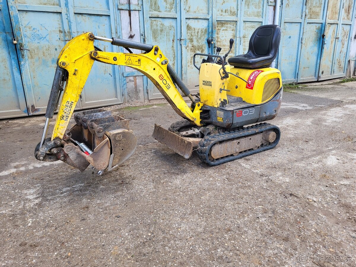 Minibager Wacker Neuson 803 - 10