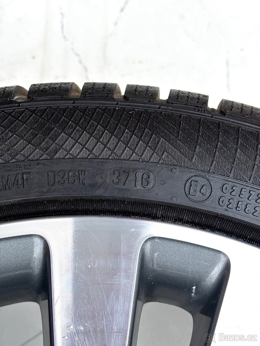 W205 C-class r18 alu kola r18 5x112 Zimni Continental - 10