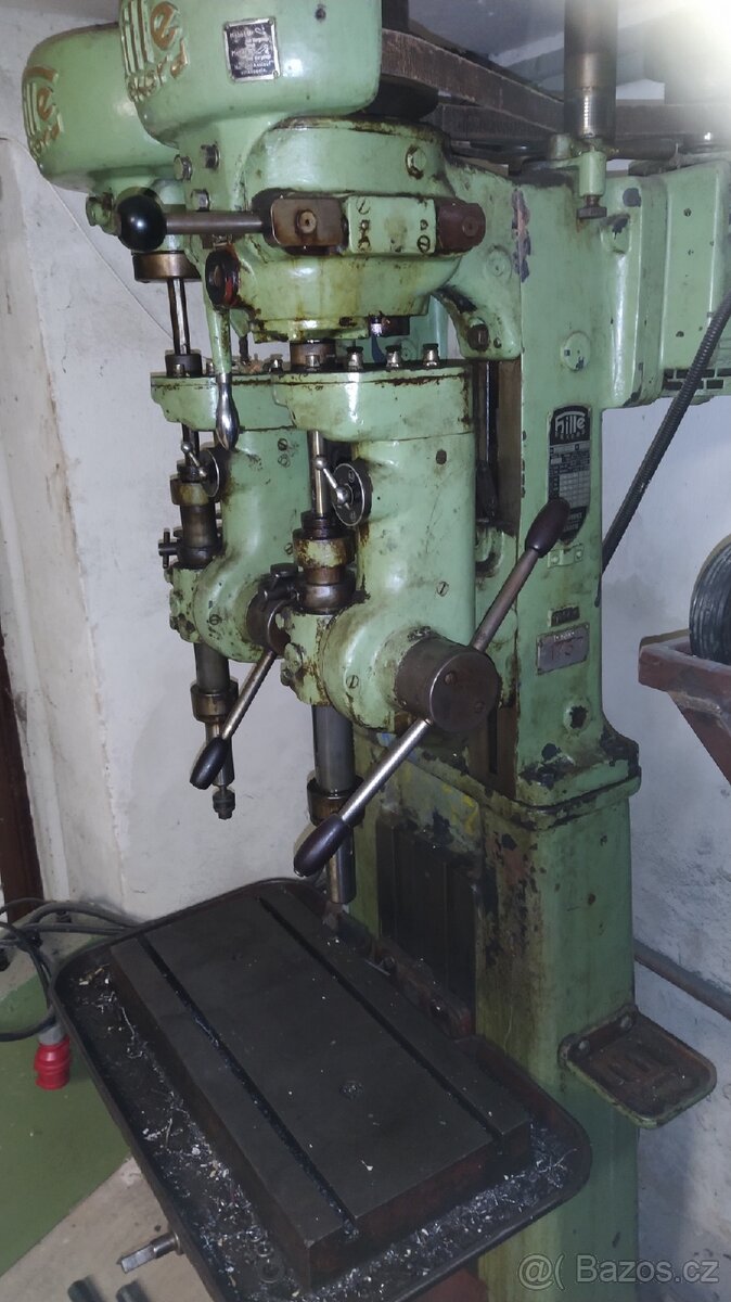 Sloupová vrtačka - 10