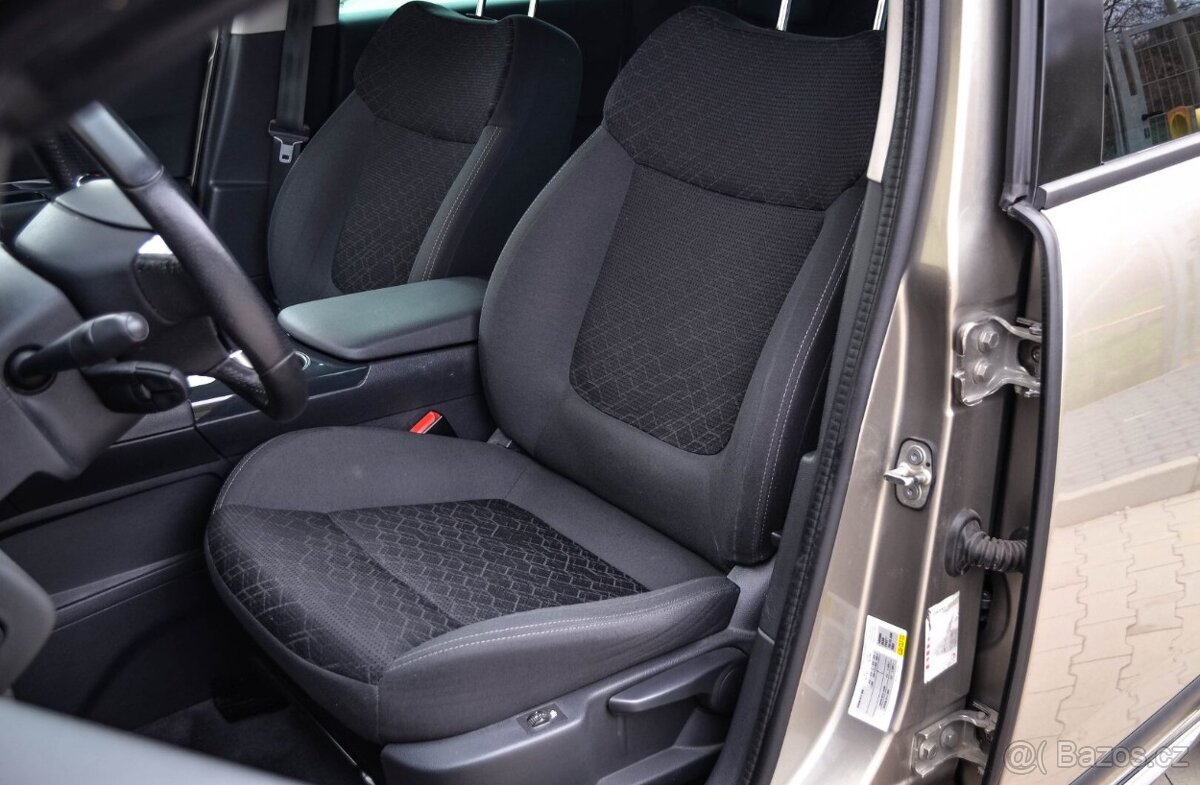 Peugeot 3008 1.6 blueHDI - 10