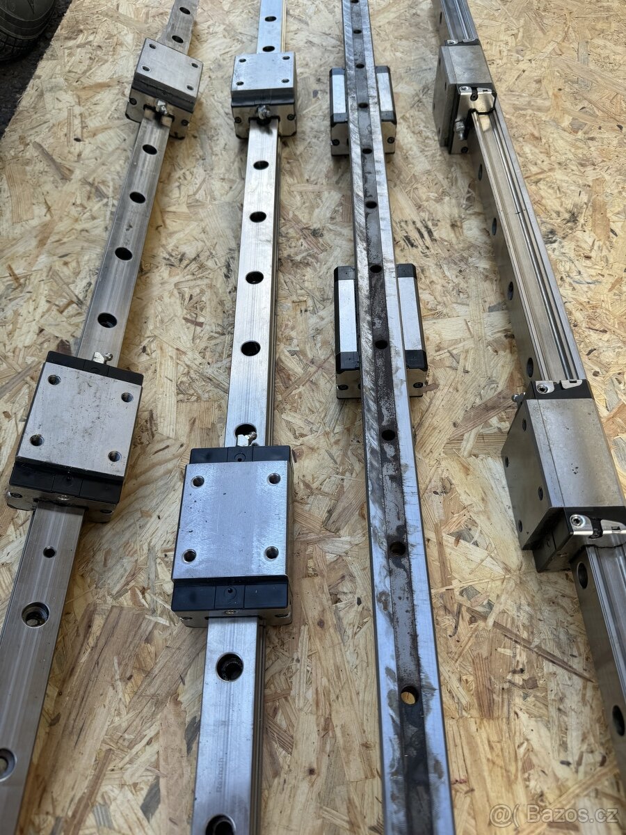 LINEARNI VEDENI DÉLKA 1240 mm - 10