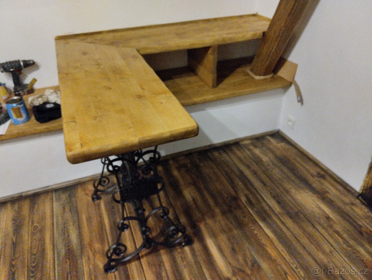 Jídelní stůl pro 4 osoby - MASIVNÍ DŘEVO- BŘÍZA - 10