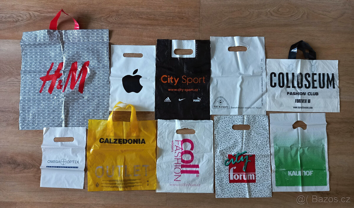 Prodám různé zachovalé igelitové tašky - i jednotlivě - 10