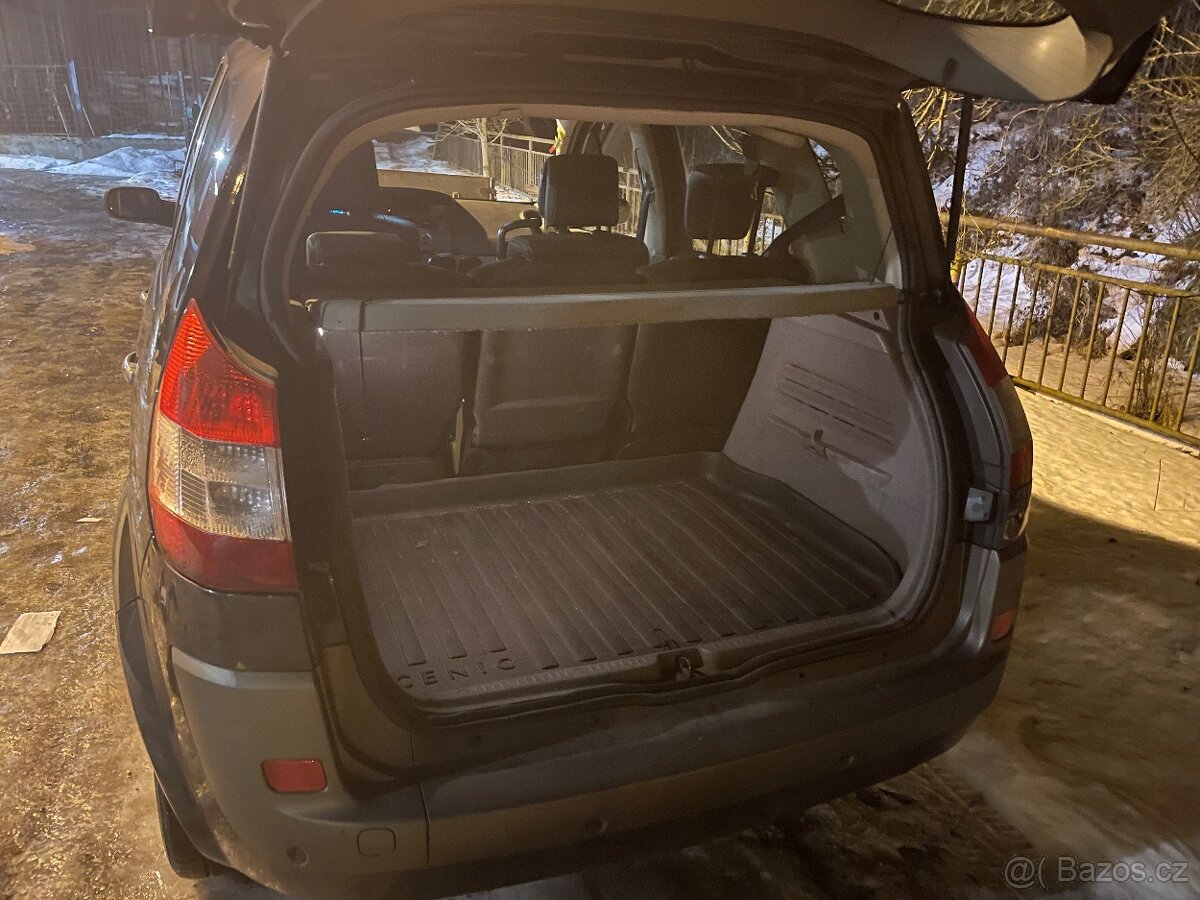 Renault Scenic II - 10