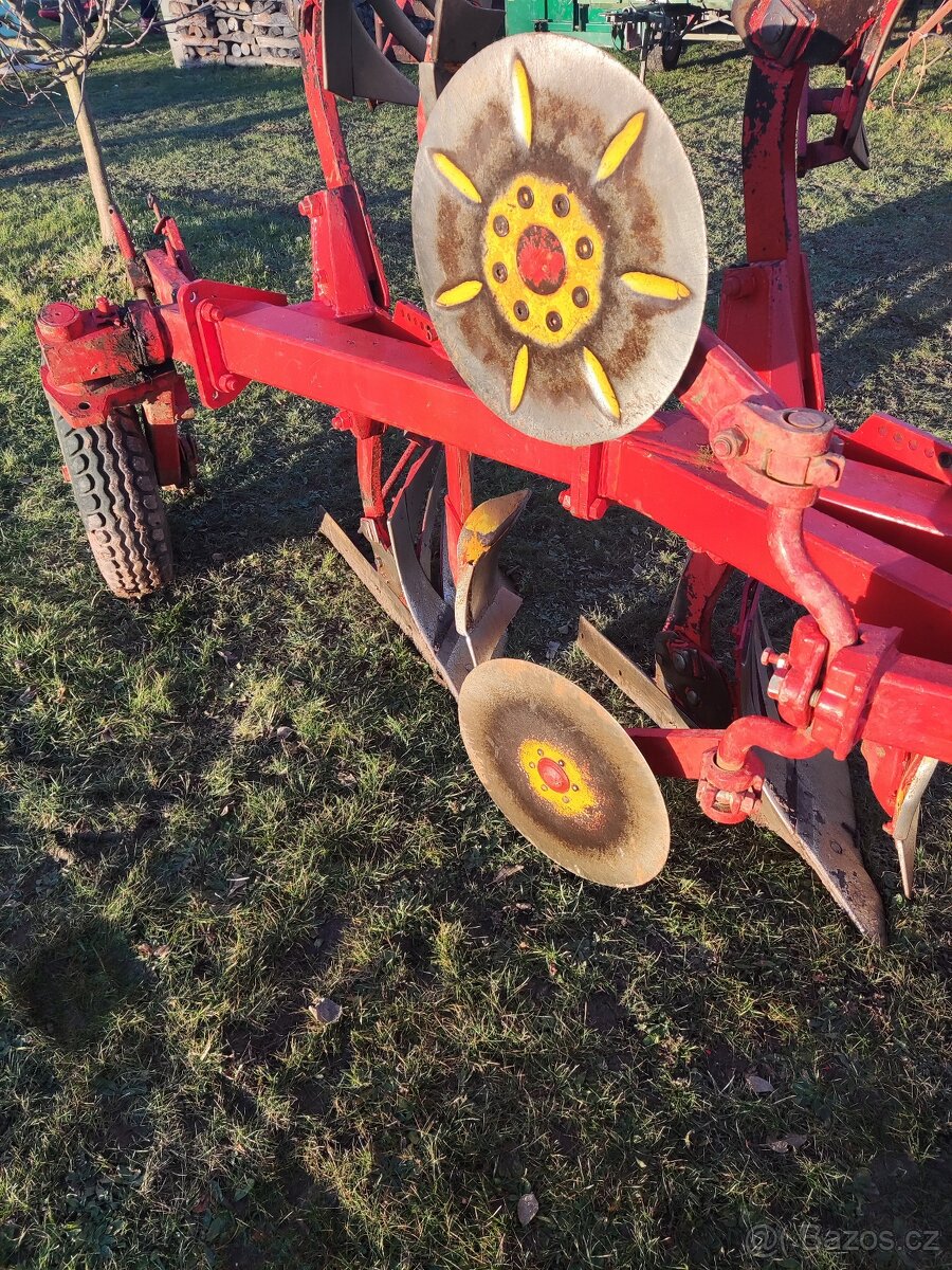 Pluh čtyřradličný Obracák - 10
