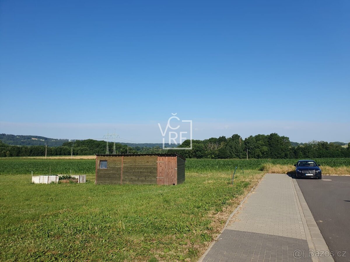 Prodej stavebního pozemku 819 m2 - 10