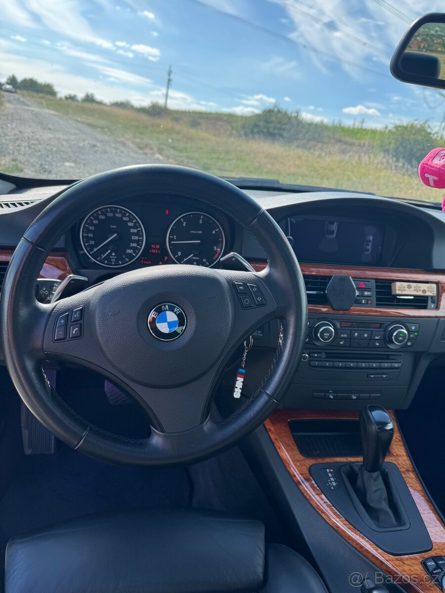 BMW e92 320xd - 10