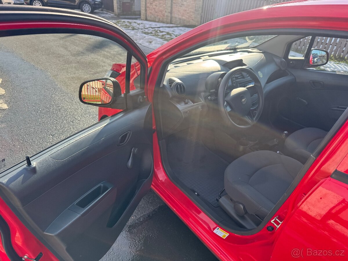 Chevrolet Spark - 10
