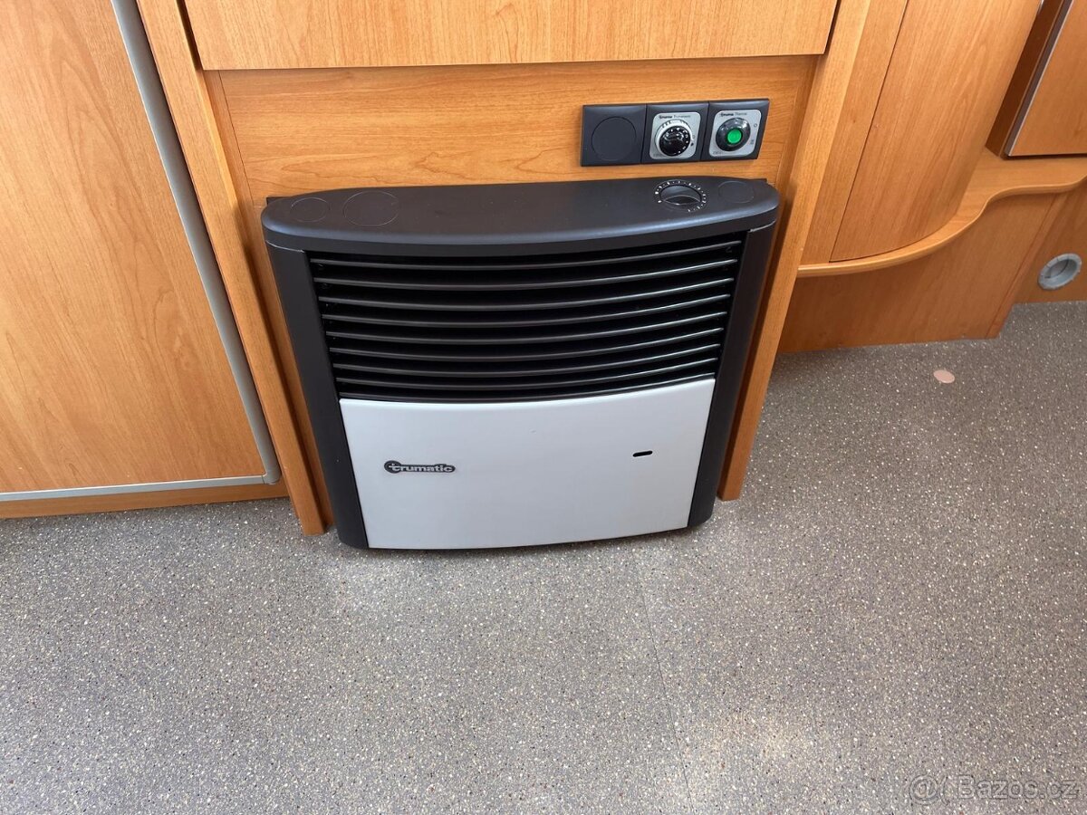 Dethleffs Tourist 470, 2008, 4 osoby, bojler, fr.postel - 10