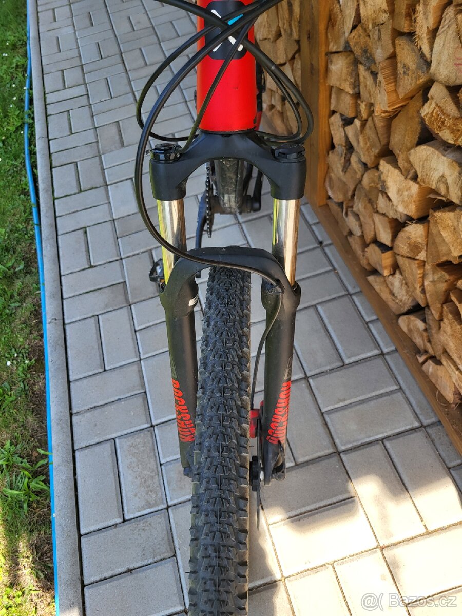 Horské kolo B'Twin Rockrider 560 - 10
