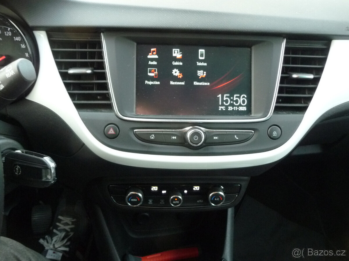 Opel Crossland X 1.2i 81kw Inovation po 1.majiteli - 10