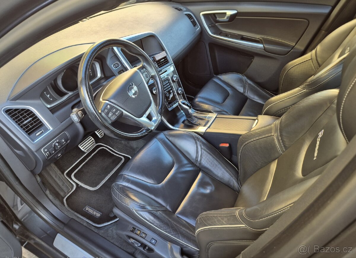 Volvo XC60 2.4D D5 R- DESIGN - AWD - 10