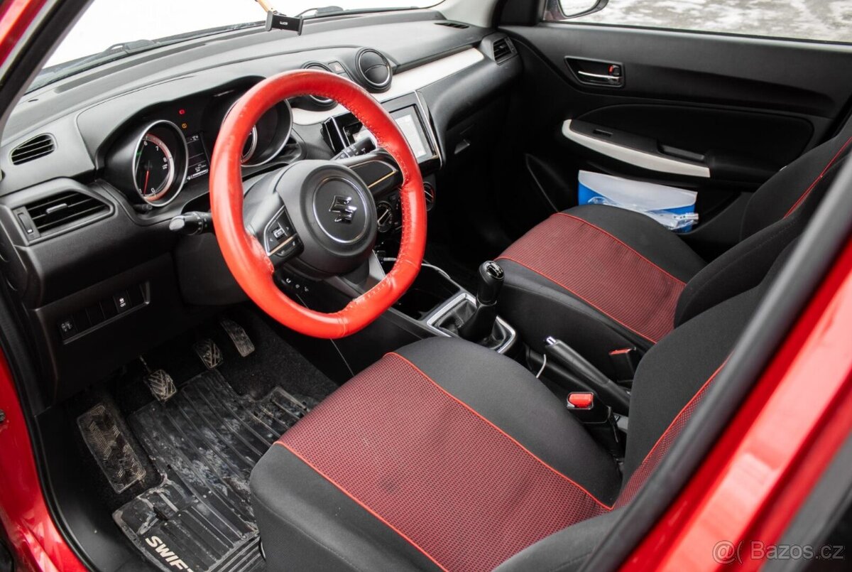 Suzuki Swift 1.2, 66kW (2020) - 10