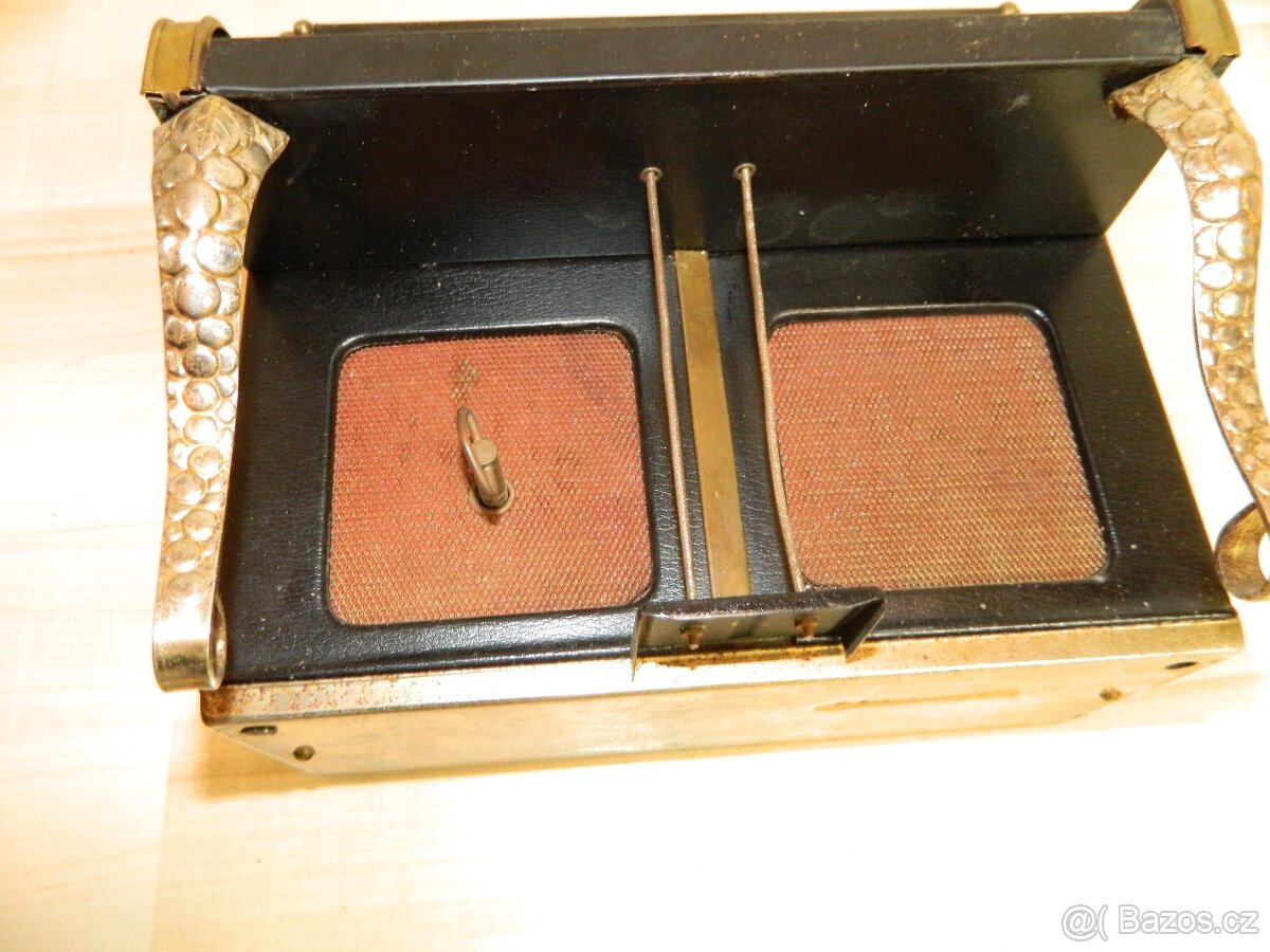 Prodám retro hrací klavírek-mini -bar. - 10