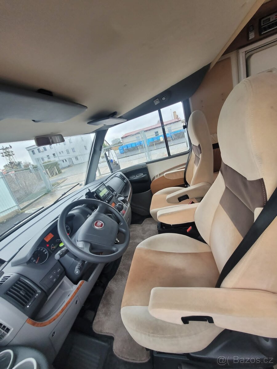 Integrál Burstner I728, zimní paket - 10