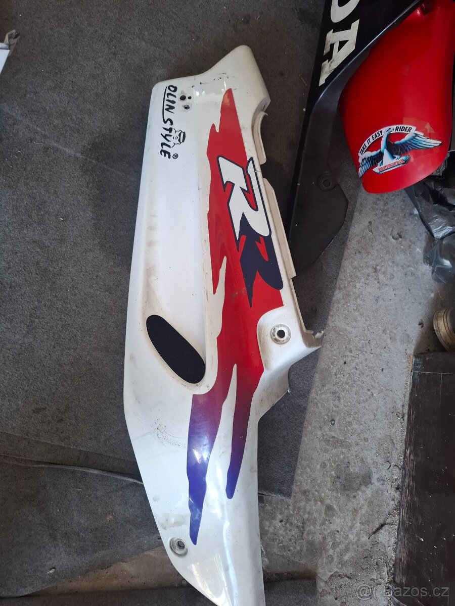 Honda cbr900rr dily na prodej - 10