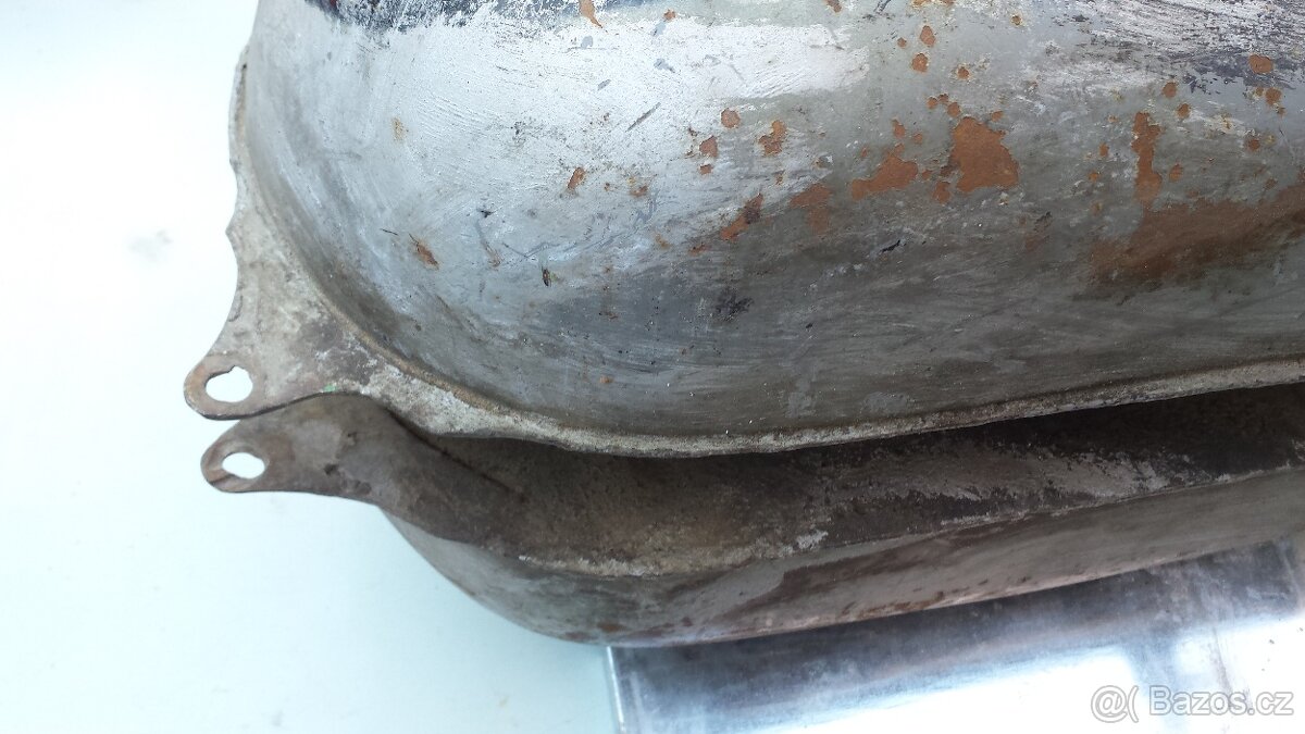 Nádrž ČZ 150 - 10