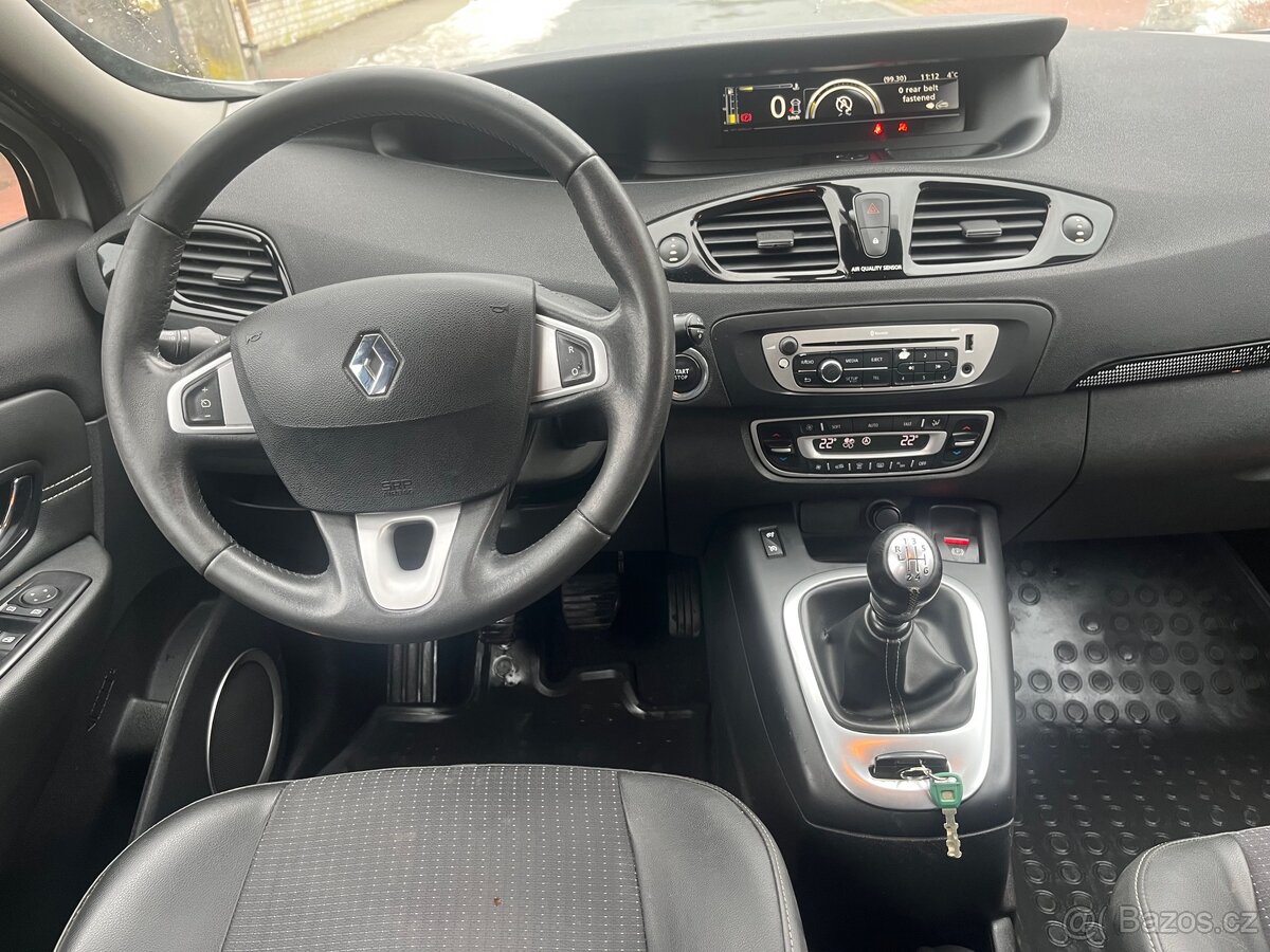 Renault Scénic III 1.6 DCI - 10