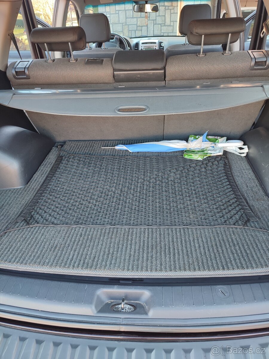 Hyundai Santa FE - 10