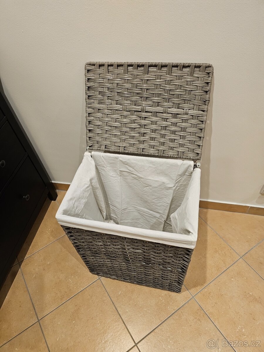 NOVÝ KOŠ NA PRÁDLO - 10