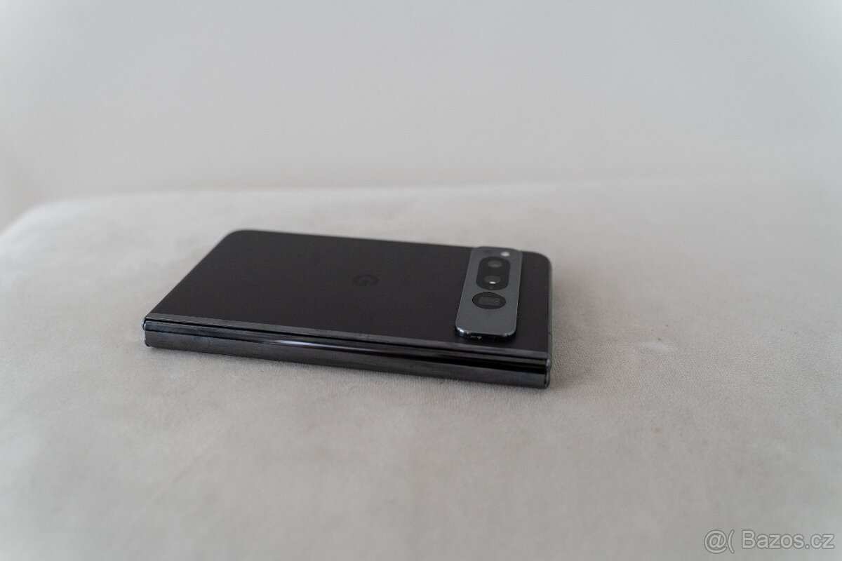 Google Pixel Fold (čtí popis) - 10