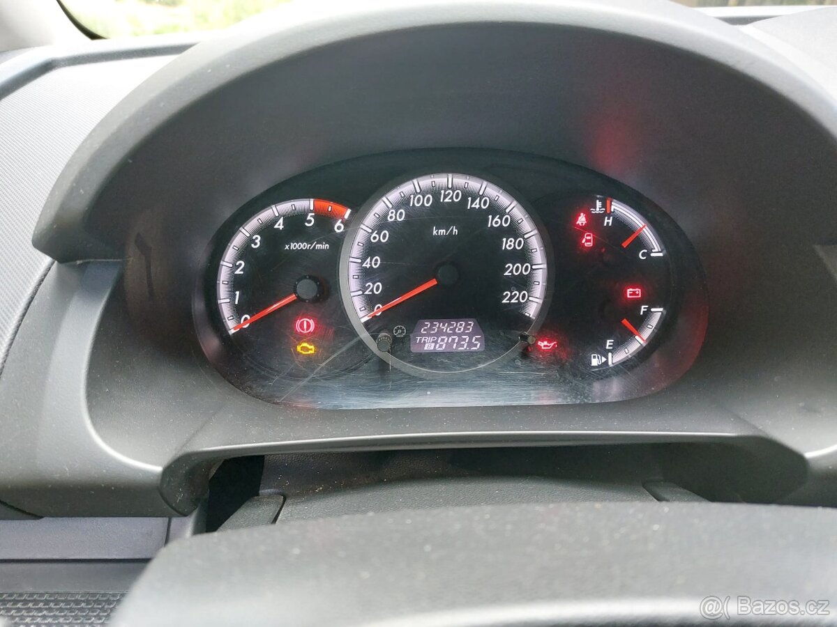 Prodam Mazda 5 , 2.0 Diesel , 7 mist , hezky stav - 10