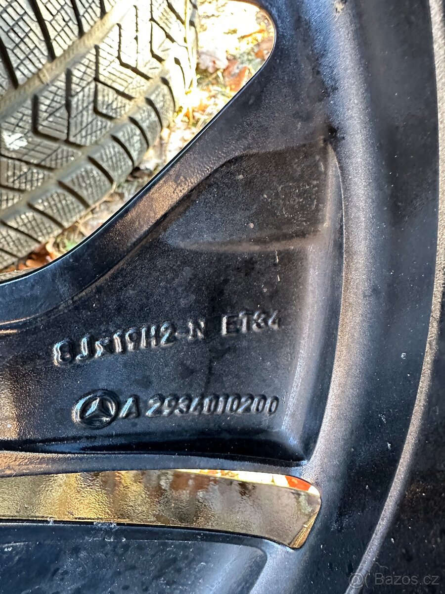 ALU KOLA MERCEDES EQC R19 ZIMNÍ SADA JAKO NOVÉ TOP - 10