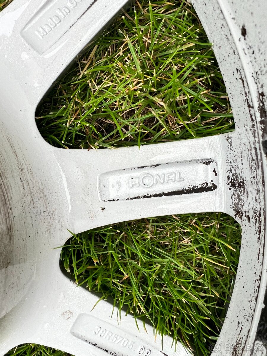 Prodám 4ks lité kola 15" značky RONAL - 10